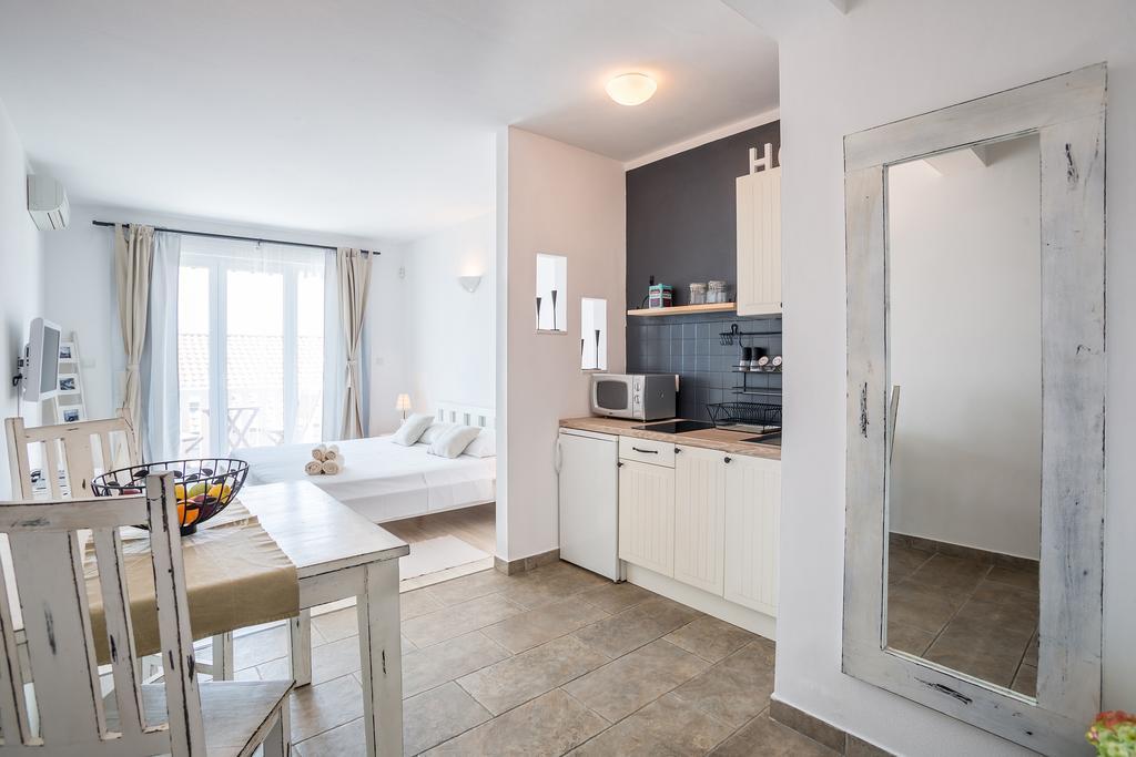 Zlatni Bol Apartments Pokój zdjęcie