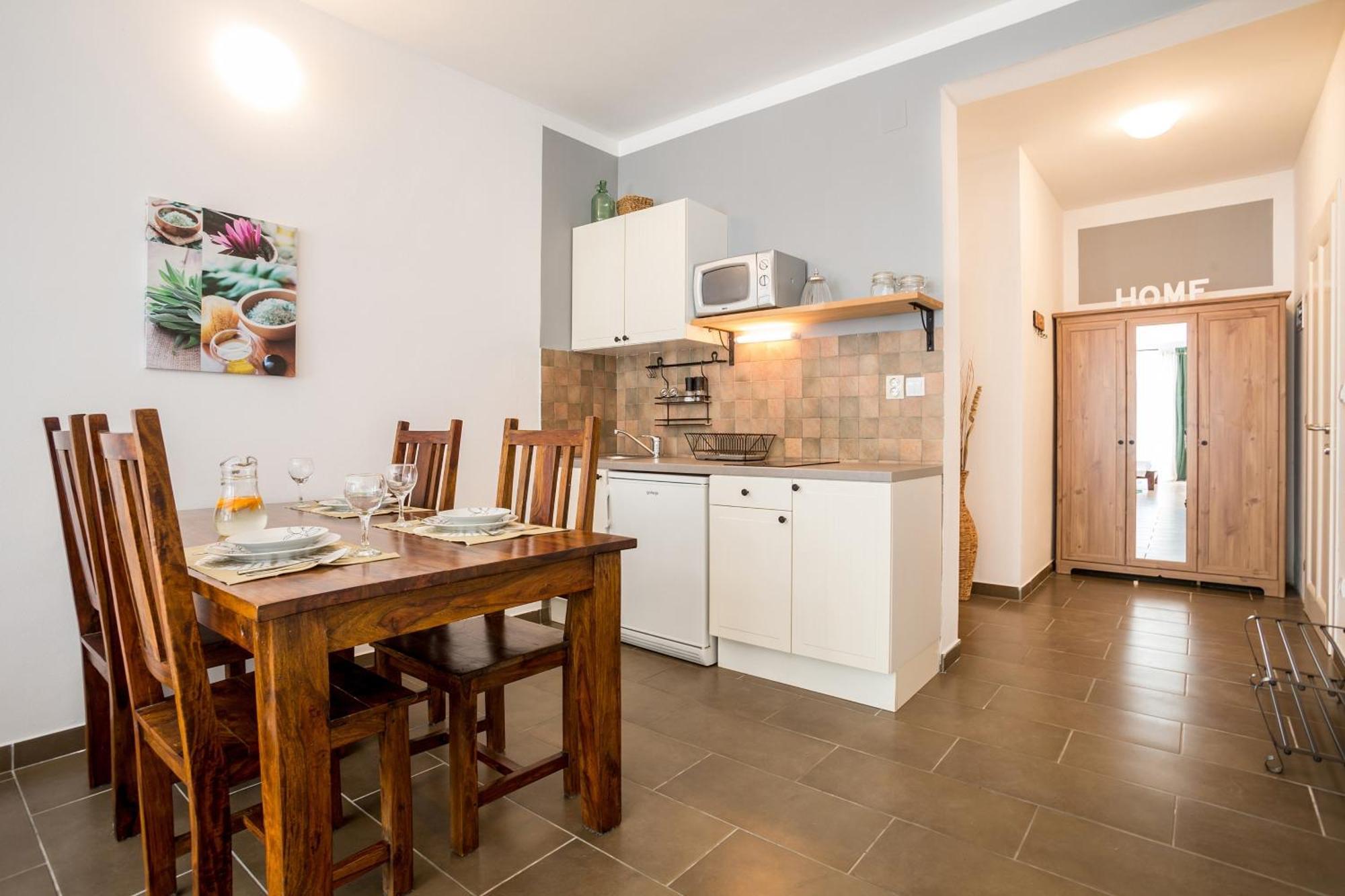 Zlatni Bol Apartments Pokój zdjęcie