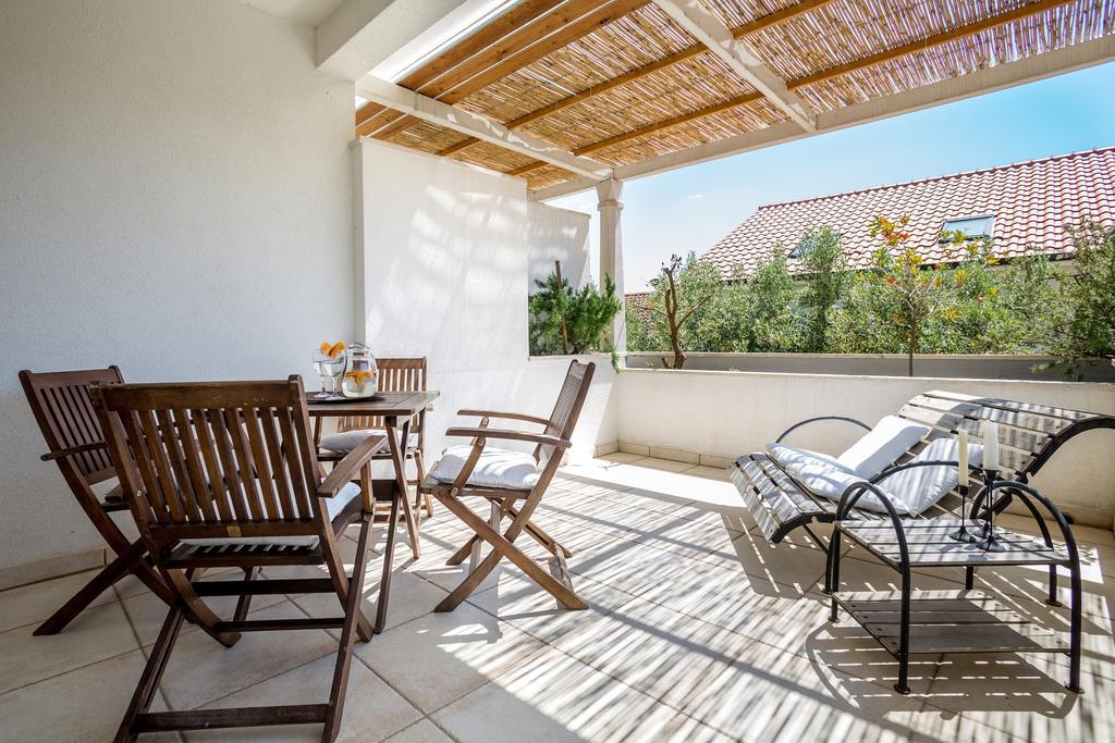 Zlatni Bol Apartments Zewnętrze zdjęcie