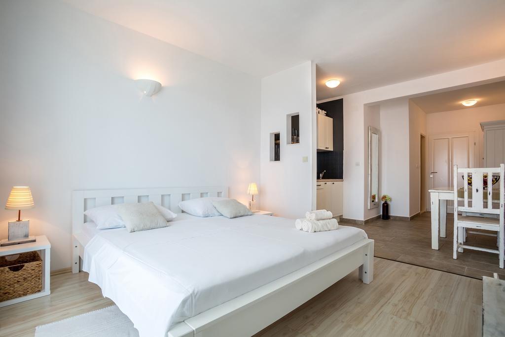 Zlatni Bol Apartments Pokój zdjęcie