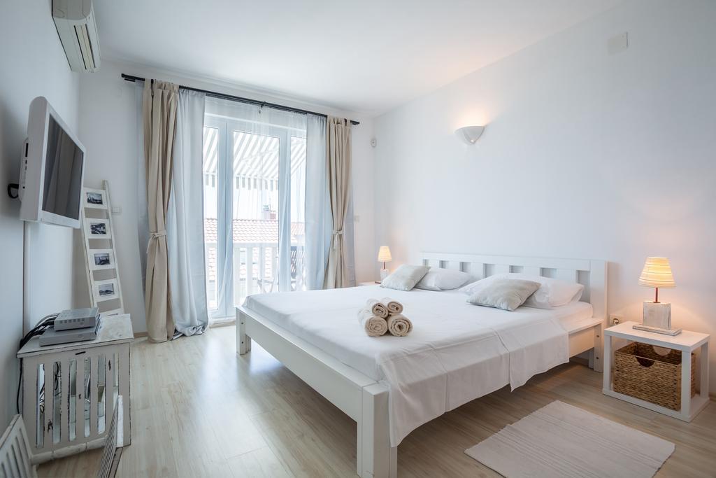 Zlatni Bol Apartments Pokój zdjęcie