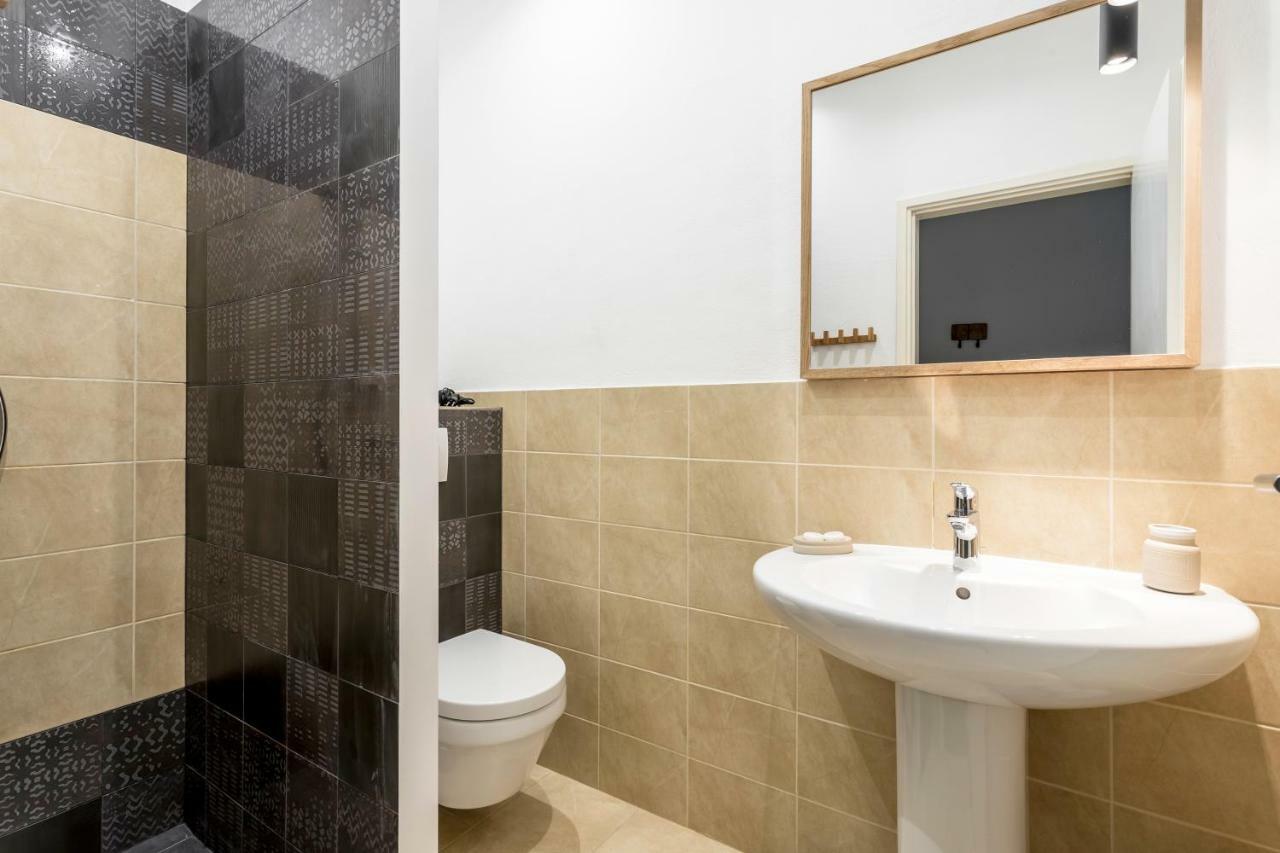 Zlatni Bol Apartments Zewnętrze zdjęcie